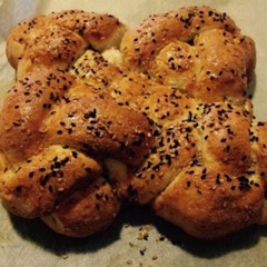 round plaited challah